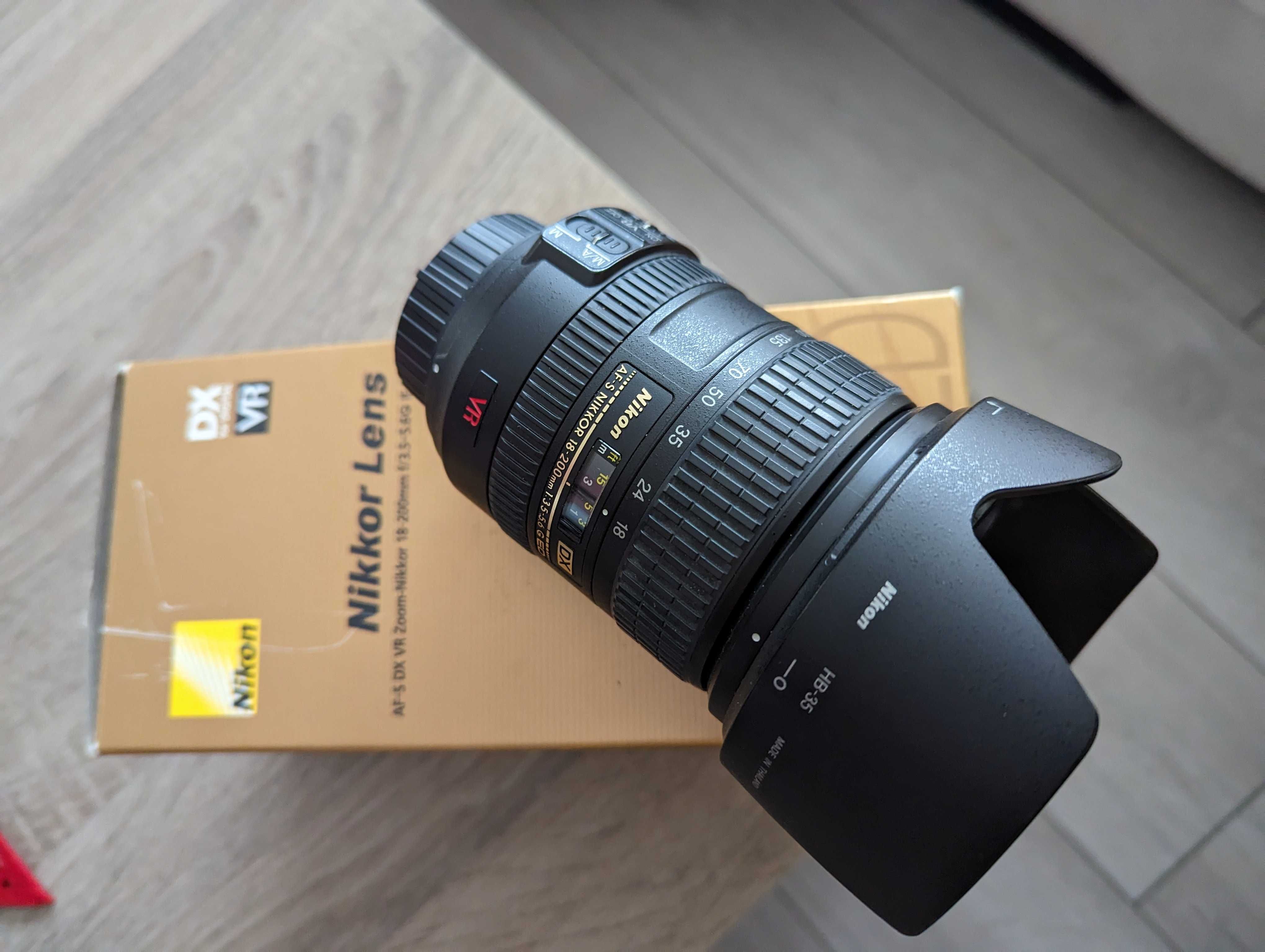 Nikon D90, Nikkor 18-200