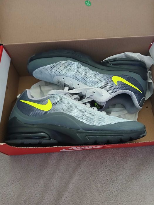 Маратонки    Nike Air Max