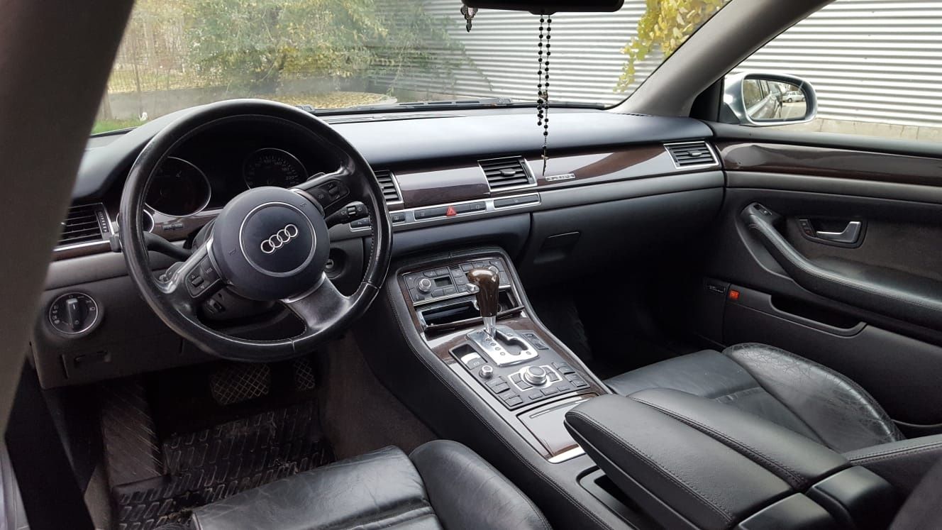 Audi a8 4.0 tdi 132500km  accept variante