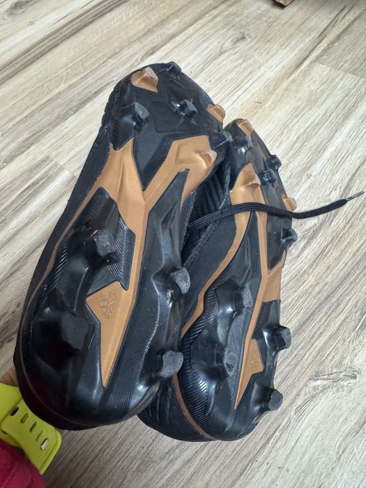Футболни обувки adidas PREDATOR 18.3 FG ! 42 н