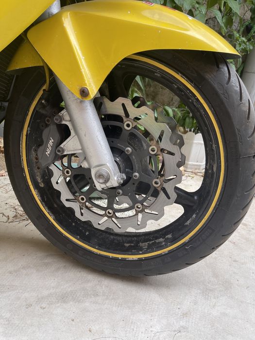 Honda cbr f4  i 2001
