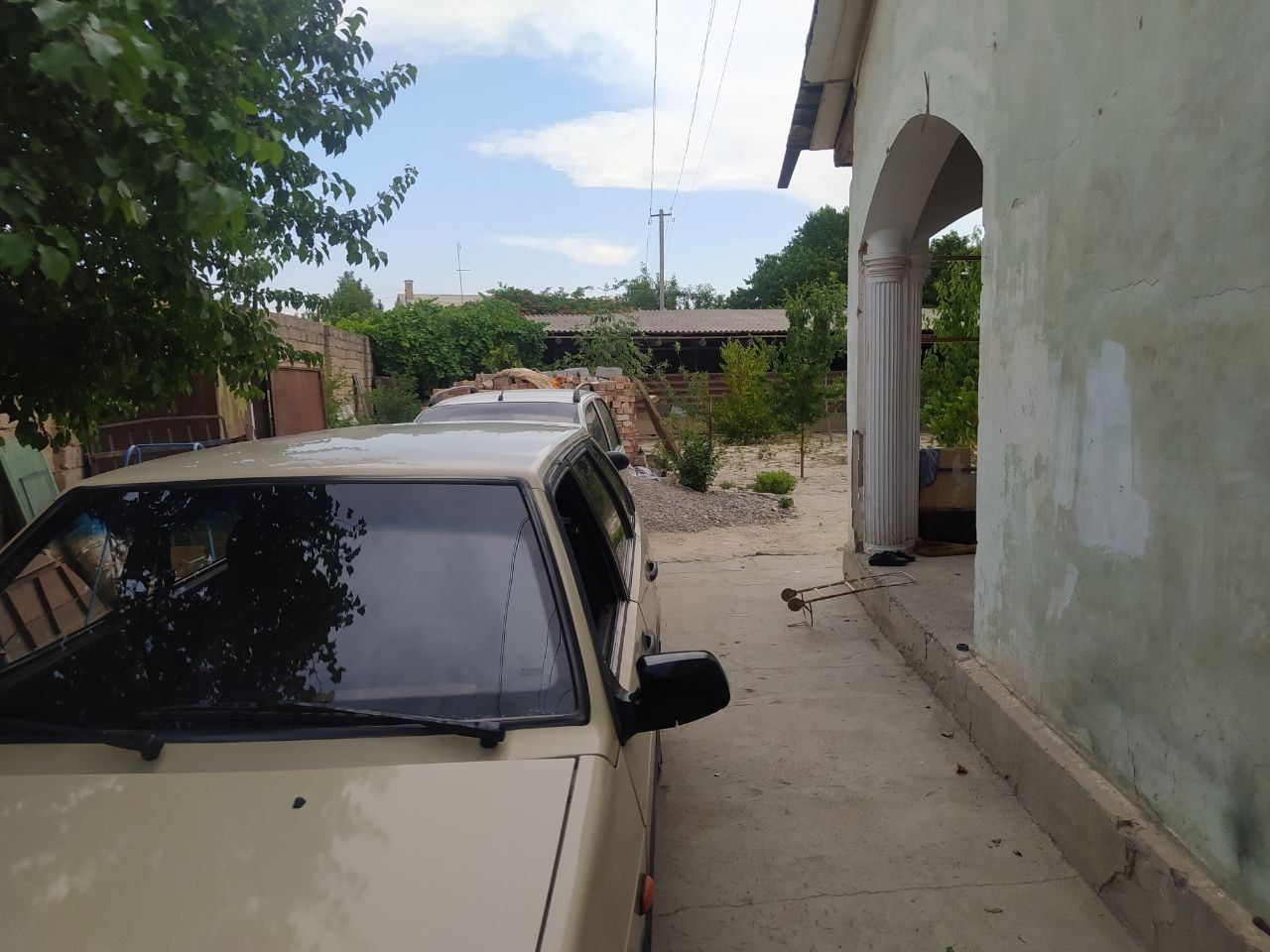 8 сотихли уй сотилади