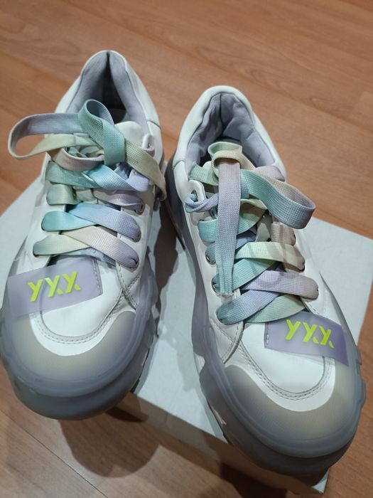 Pantofi sport din piele naturala