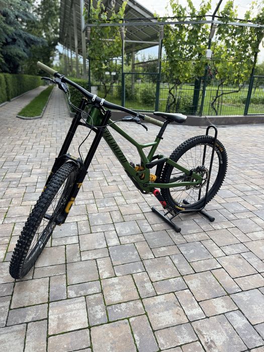 Specialized Demo 2021 marime S3 – 4.000 € negociabil