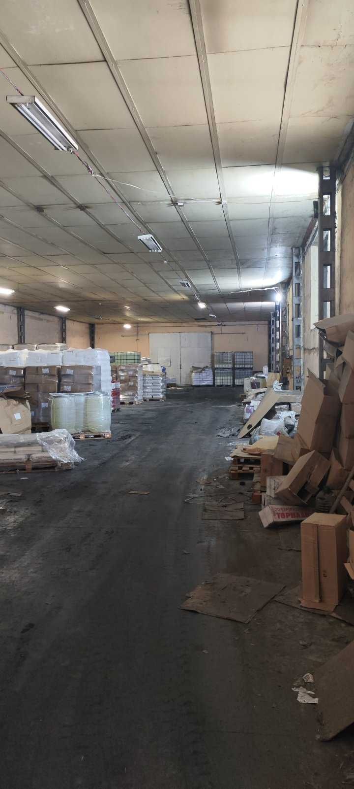 Склад под наем Пловдив Брезовско шосе 900 кв.м + 100 кв.м навес