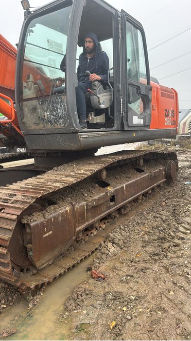 Excavator hitachi 30 t VARIANTE!