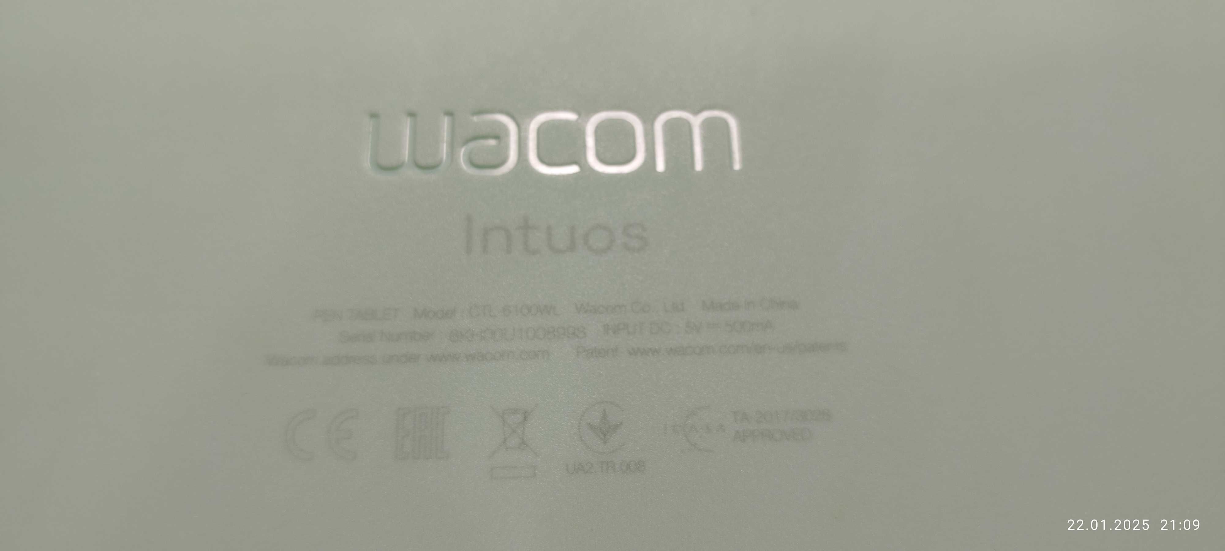 Продавам таблет Wacom Intuos M (CTL-6100WL)