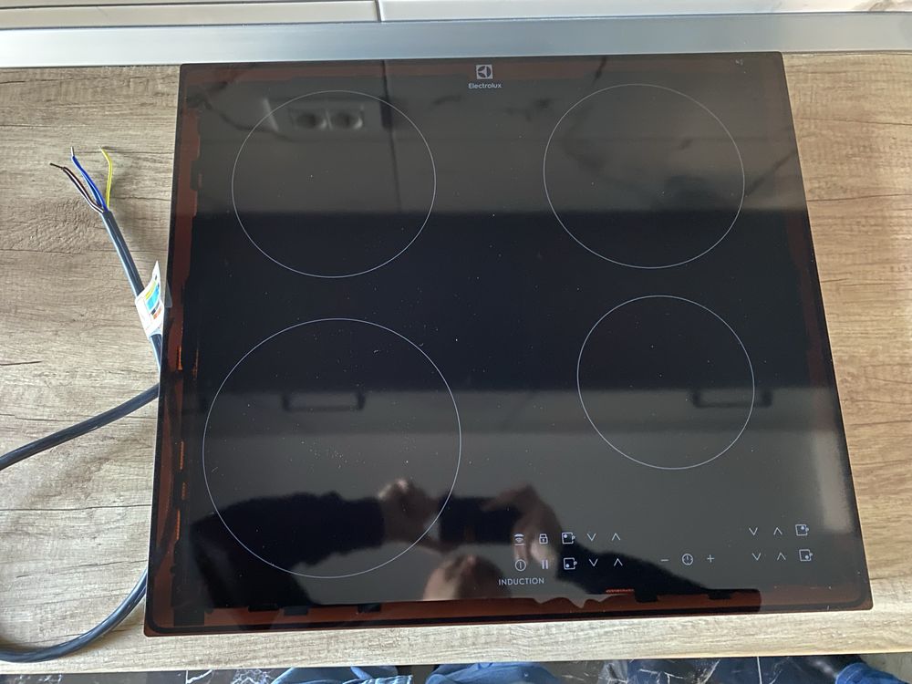Plita cu inductie Electrolux
