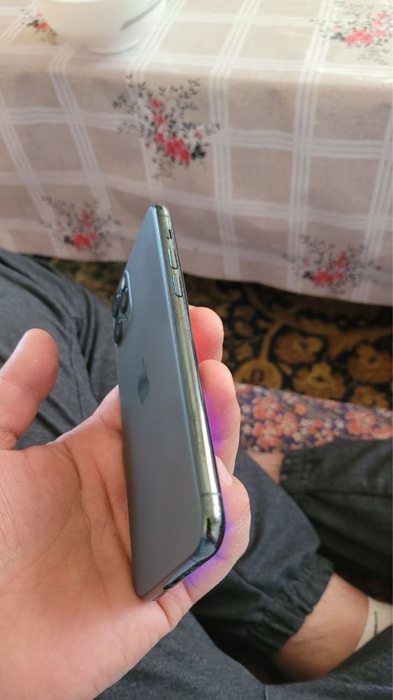 Iphone 11 pro 64 gb 74%