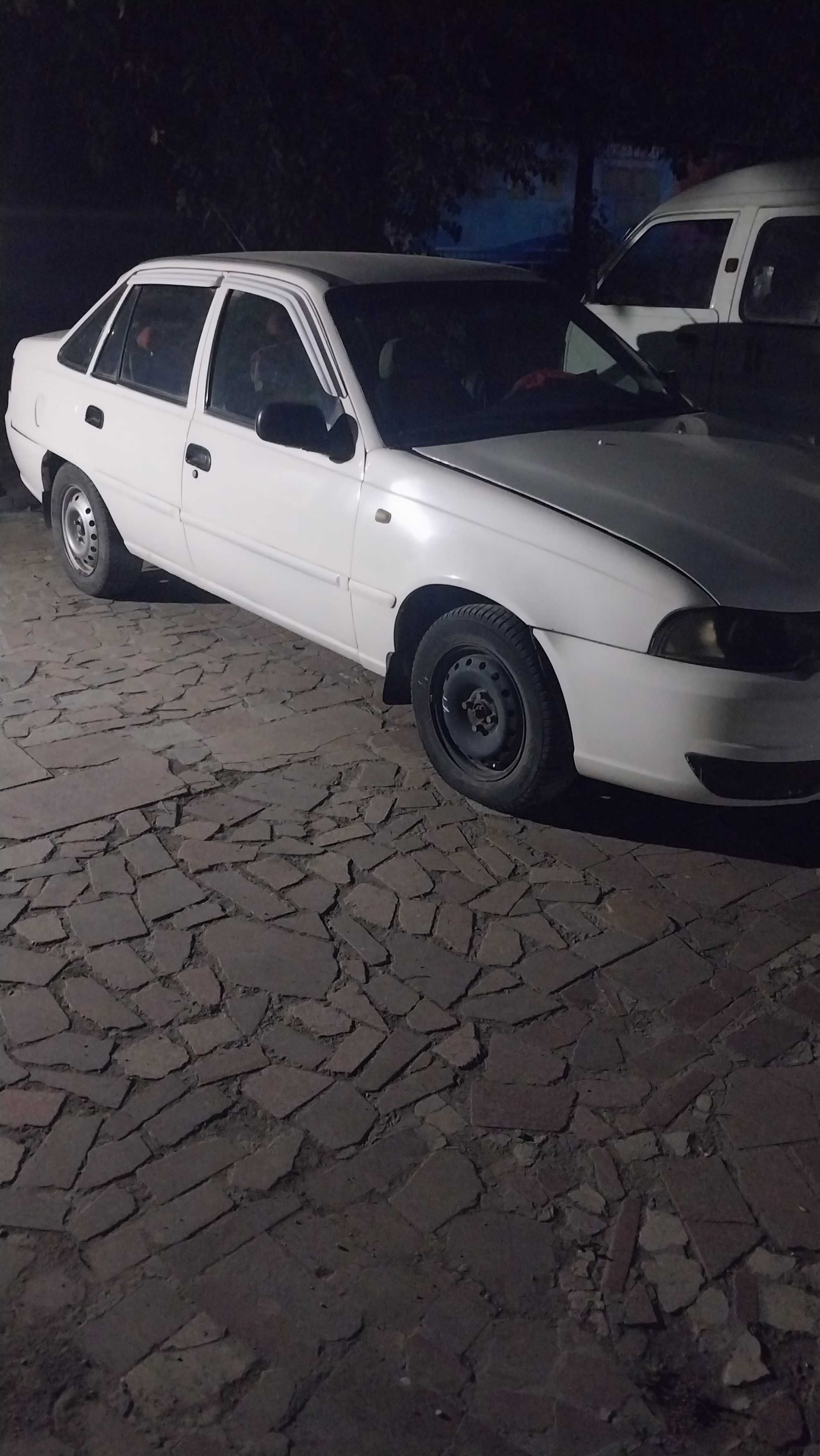Нексия 1.5 на ходу