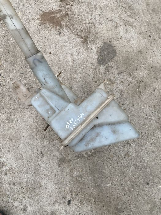 Vas Lichid Parbriz Opel Antara Pret 250 lei