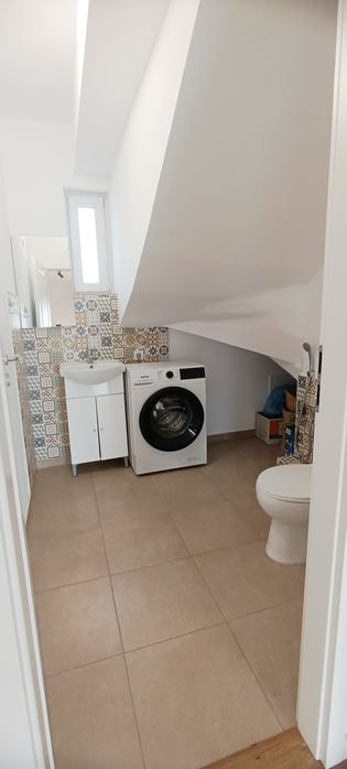 Particular închiriez Vilă Duplex Tunari / Curte +Parcare