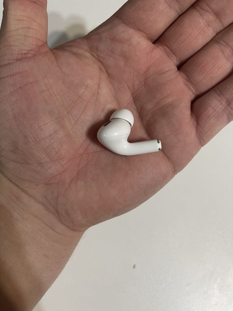 Левое ухо Airpods 2 Pro оригинал