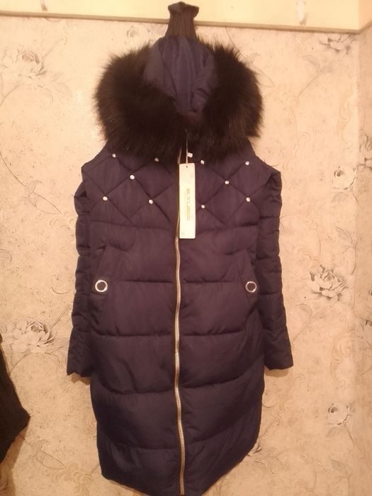 Продам зимнюю куртку