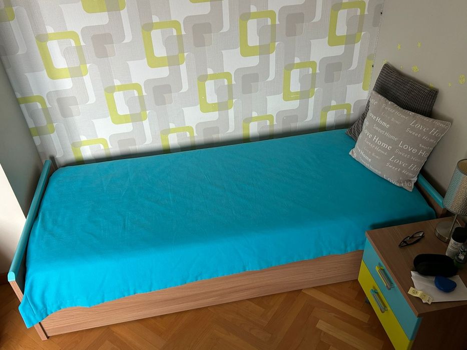 Pat de o persoana cu saltea dormeo