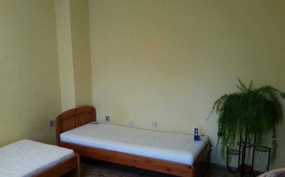 Дава се под наем Двустаен апартамент в Пловдив, Тракия - 65 кв.м за 239.7 € - Снимка #1