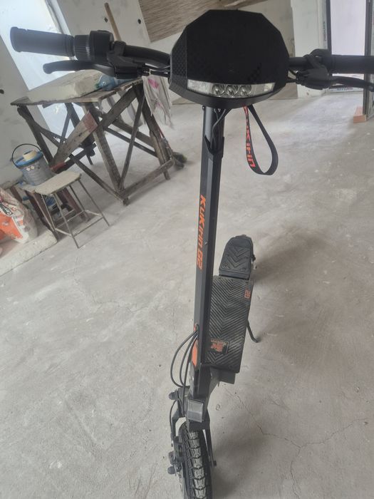 Vând trotinetă Noua kukirin G2,2025 preț negociabil