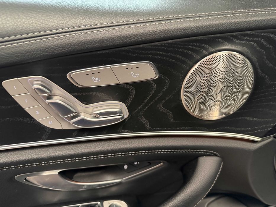 Mercedes E450 berlina avariat