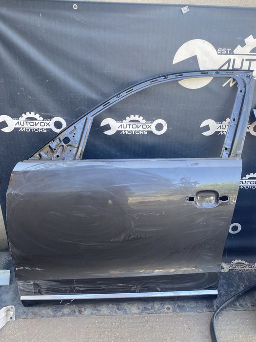 Usa portiera stanga fata Audi Q5 an 2008-2016