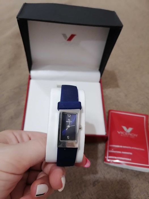 Продавам дамски часовник VICEROY
