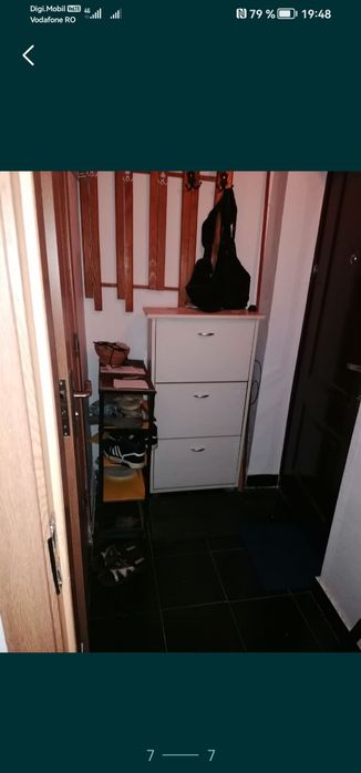 Vînd .apartament doua camere,Teatru