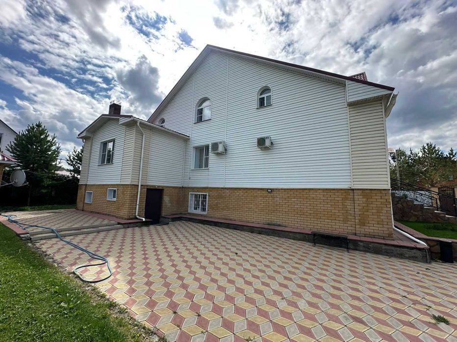 Продается гостевой дом «Villa Toi» 500м2, участок 15сот.