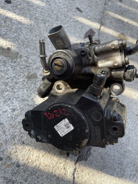 Pompa inalte injectie Mercedes w212 e class 2.2 euro 5 A651 070 12 01