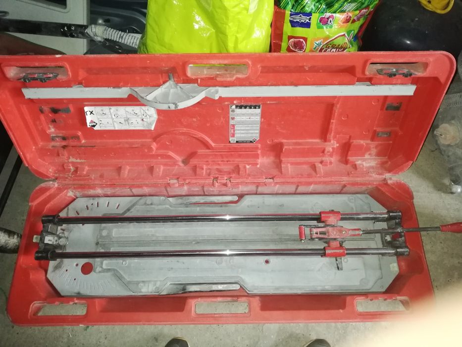 Mașina de taiat gresie rubi tx 700
