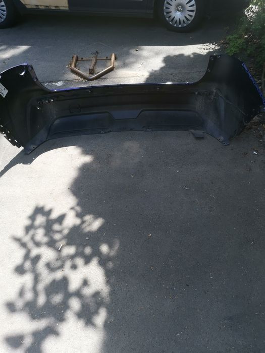 Vând bară originala spate Nissan Qashqai