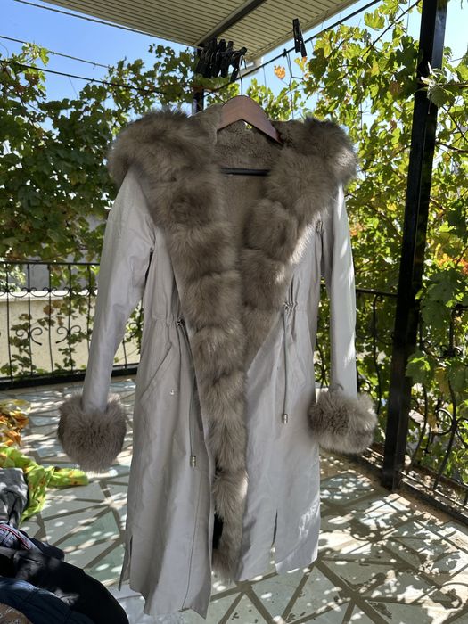 Продам парку и меховую жилетку