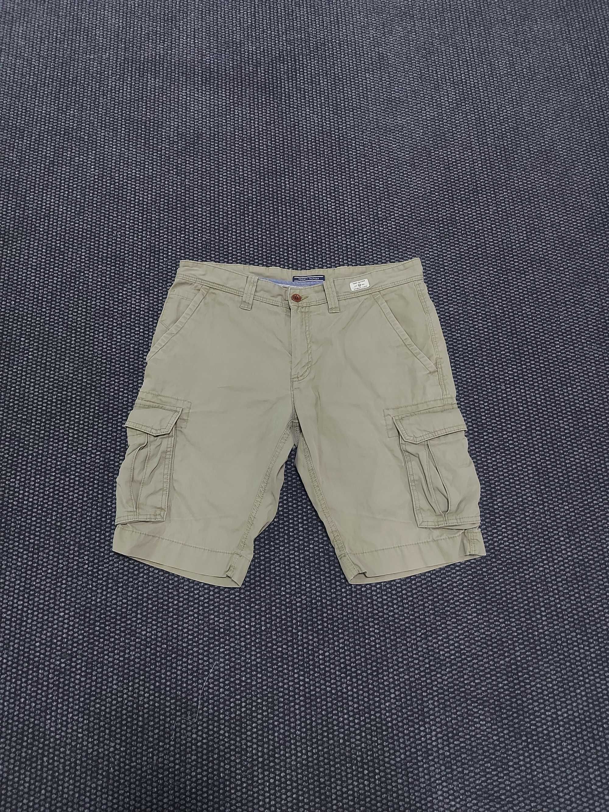 Tommy hilfiger cargo къси панталони 34 L