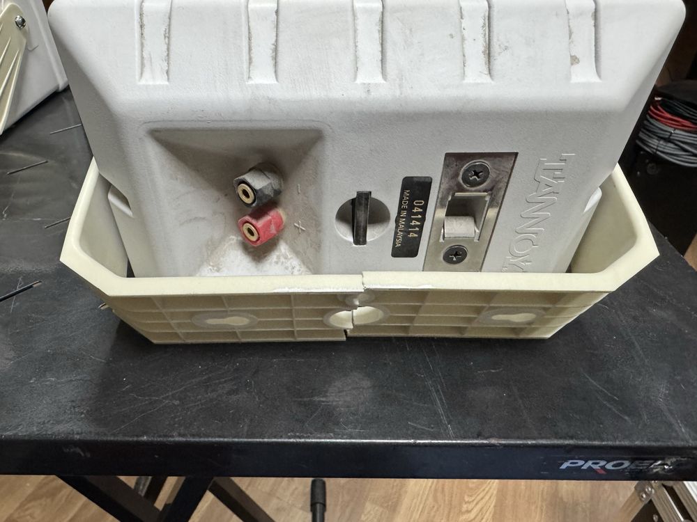 Boxe de perete tannoy