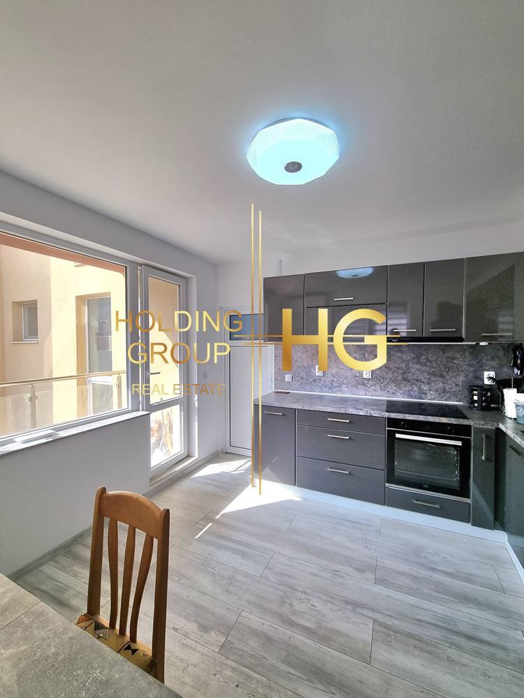 Продава се Тристаен апартамент в Варна, Възраждане 3 - 60 кв.м за 2250 €/кв.м - Снимка #1
