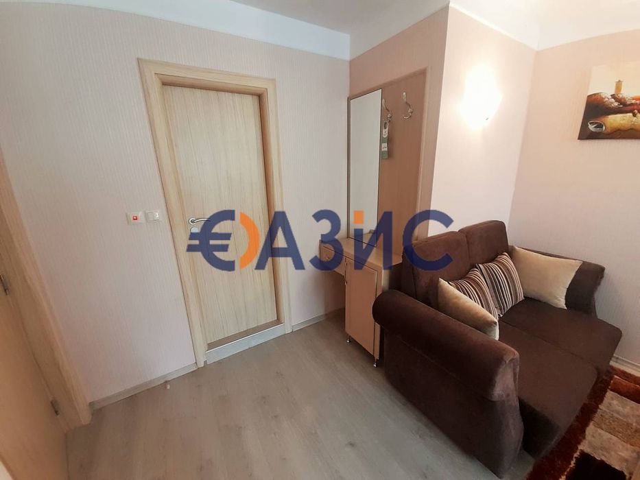 Продава се Едностаен апартамент в к.к. Слънчев бряг - 41 кв.м за 1354 €/кв.м - Снимка #7