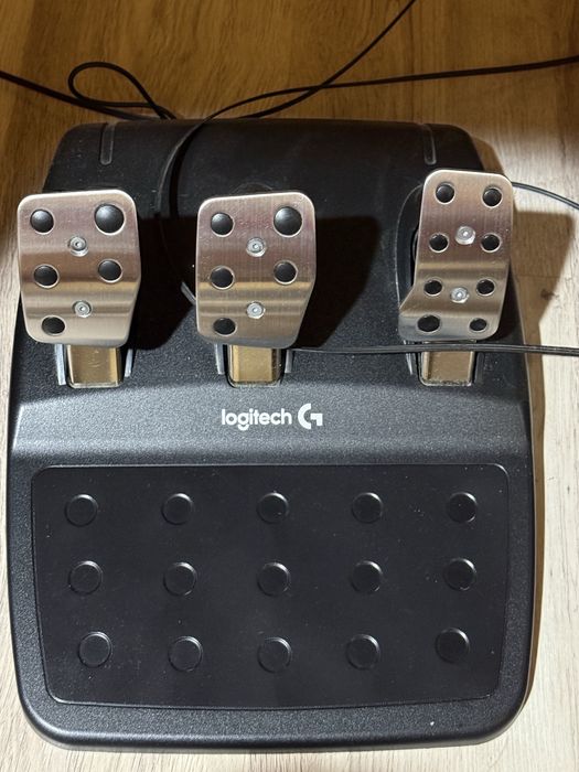 volan cu pedale si schimbator logitech g29 perfect functional