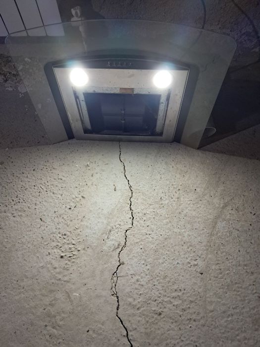 Кухоная вытяшка димаход