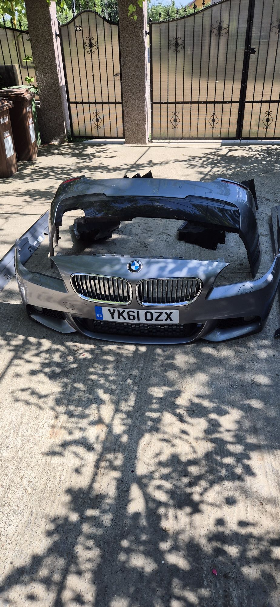 Bara fata M bmw f10 f11 bara spate. Praguri chit complet M-pachet