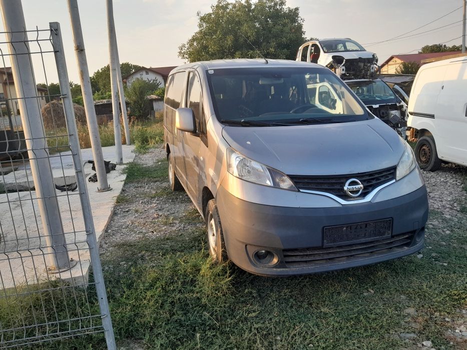 Nisan nv200 cu 7 locuri