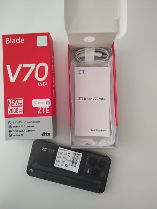 Телефон ZTE Blade V70