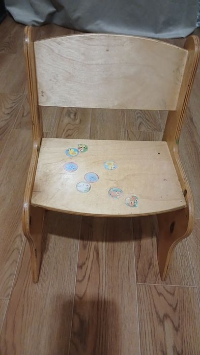 Продается детский стул