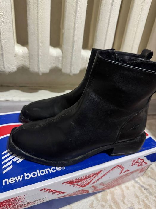 Продам осенние  ботинки