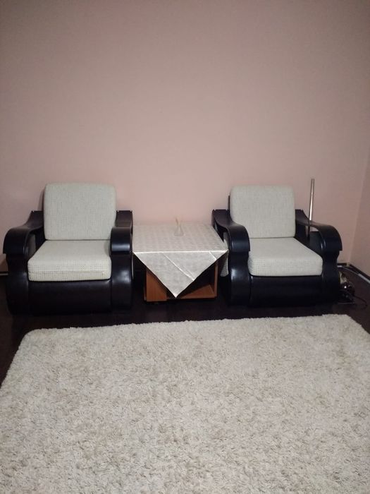 Închiriez garsoniera 300 euro