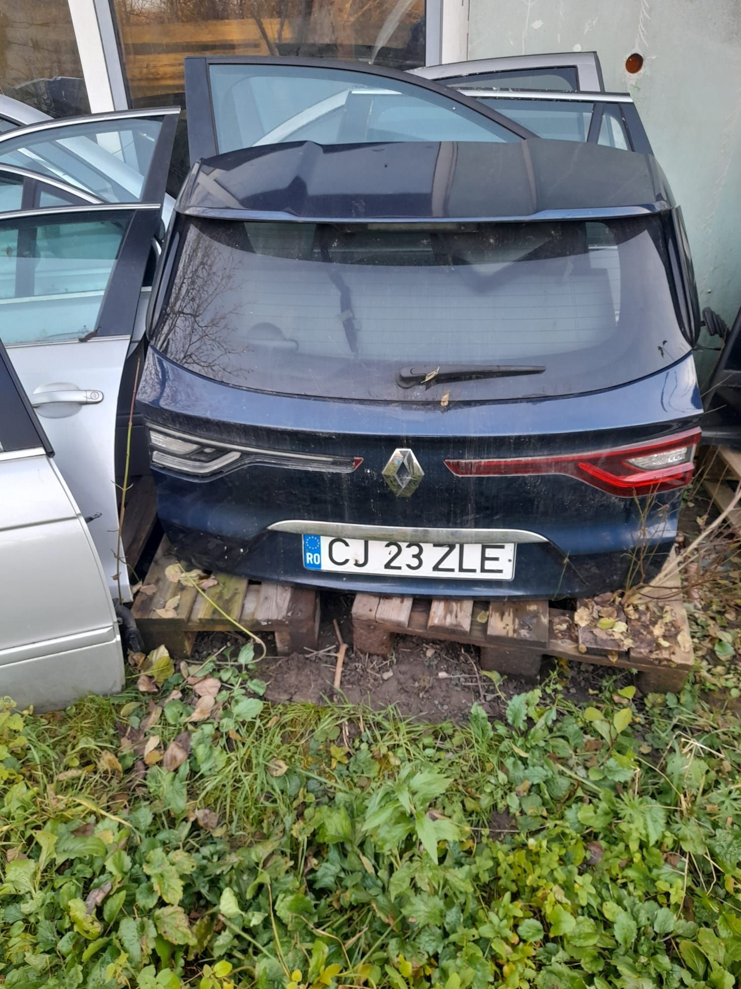 Haion ,Aripă stânga spate Renault Talisman break an 2016