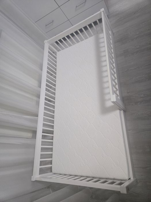 Patut lemn de copil alb