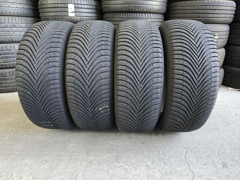 215/55/17 MICHELIN 4бр