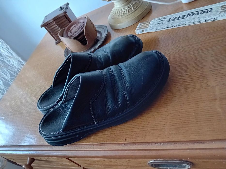 Saboti piele Hush Puppies