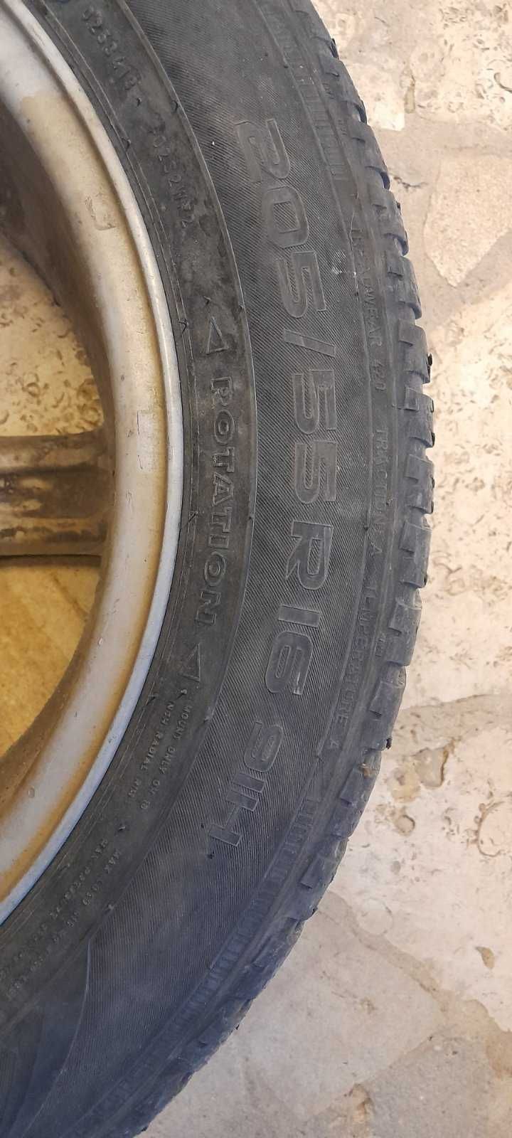 Продавам 4 бр. зимни гуми  nokian wr d3  205/55 R 16 91 H