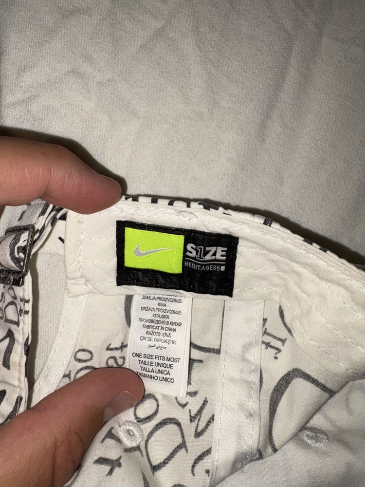 Шапка Nike