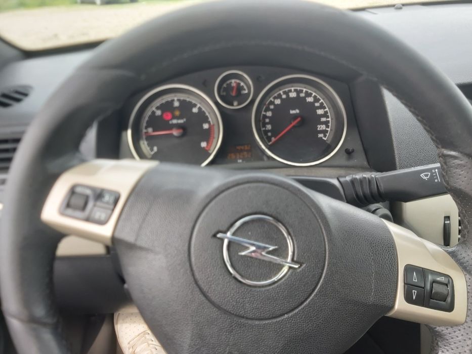 Opel astra H 1.9 150 HP