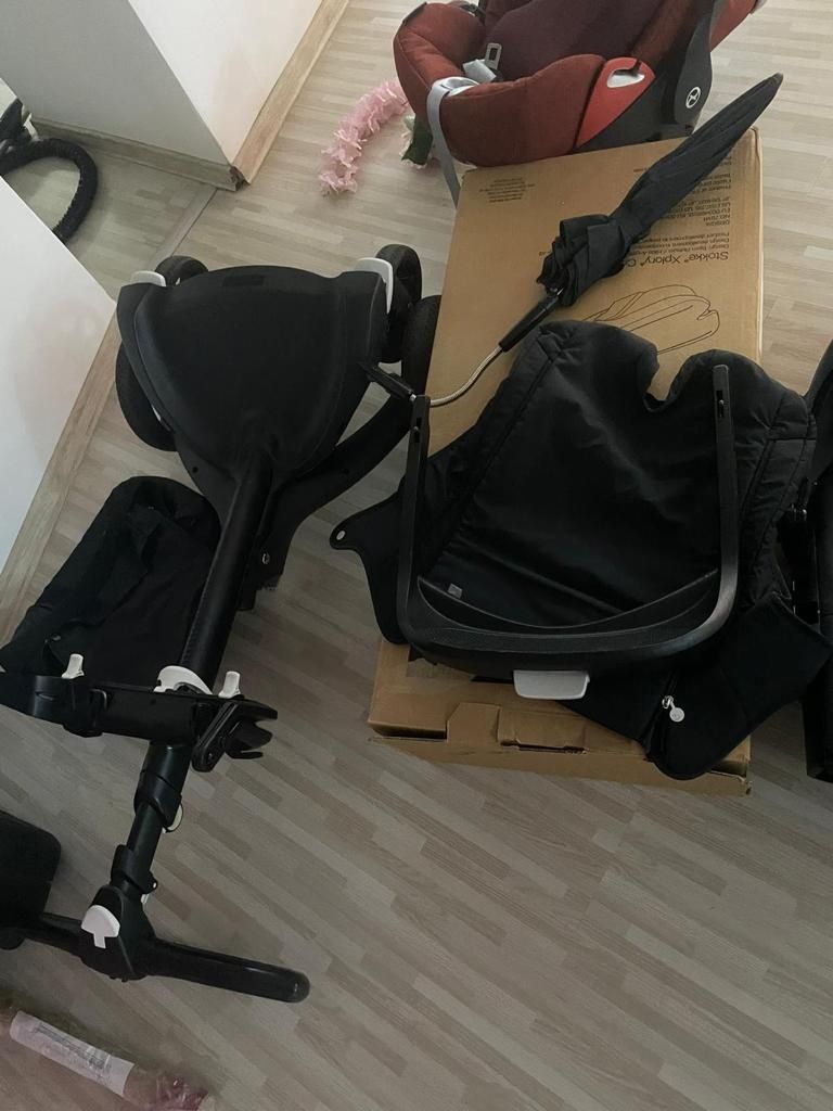 Stokke v5 complet cu accesorii